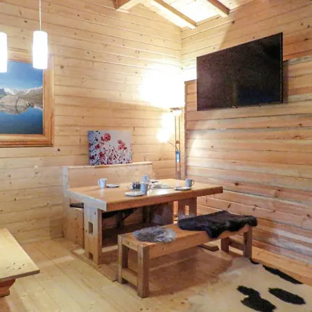 2 Bedroom Amazing Home In Merzalben *